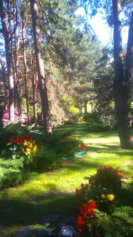 Pensjon Paradise Olsztyn  Buitenkant foto